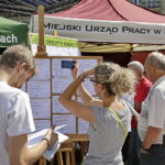25.08.2016 Kielce. Rynek. Targi pracy. / Jarosław Kubalski / Radio Kielce