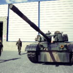 30.08.2016 Kielce. Targi Kielce. Przygotowania do Międzynarodowego Salonu Przemysłu Obronnego. / Jarosław Kubalski / Radio Kielce