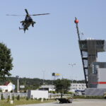 31.08.2016 Kielce. Przygotowania do MSPO. Laduje helikopter Tiger koncernu Airbus Helicopters. / Jarosław Kubalski / Radio Kielce