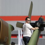 31.08.2016 Kielce. Przygotowania do MSPO. Laduje helikopter Tiger koncernu Airbus Helicopters. / Jarosław Kubalski / Radio Kielce