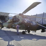 31.08.2016 Kielce. Przygotowania do MSPO. Laduje helikopter Tiger koncernu Airbus Helicopters. / Jarosław Kubalski / Radio Kielce