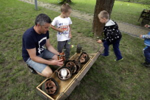 15.08.2016. Festyn rodzinny "Akademia Małego Rekruta” w Muzeum im. Orła Białego w Skarżysku Kamiennej / Jarosław Kubalski / Radio Kielce