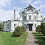 17.08.2016. Wakacje z duchami historii. Pałac Orientalny w Grabkach Dużych / Stanisław Blinstrub / Radio Kielce