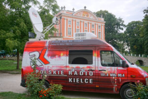 18.08.2016. Wakacje z duchami historii. Pałac w Kurozwękach / Krzysztof Bujnowicz / Radio Kielce