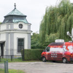 17.08.2016. Wakacje z duchami historii. Pałac Orientalny w Grabkach Dużych / Krzysztof Bujnowicz / Radio Kielce