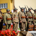 7.8.2016 Daleszyce. Obchody 72 rocznicy wymarszu I Batalionu 4 Pułku Piechoty Legionów Armii Krajowej na pomoc walczącej Warszawie w Daleszycach. / Wojciech Habdas / Radio Kielce