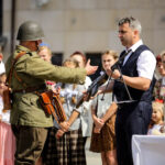 7.8.2016 Daleszyce. Obchody 72 rocznicy wymarszu I Batalionu 4 Pułku Piechoty Legionów Armii Krajowej na pomoc walczącej Warszawie w Daleszycach. / Wojciech Habdas / Radio Kielce
