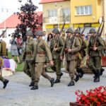 7.8.2016 Daleszyce. Obchody 72 rocznicy wymarszu I Batalionu 4 Pułku Piechoty Legionów Armii Krajowej na pomoc walczącej Warszawie w Daleszycach. / Wojciech Habdas / Radio Kielce