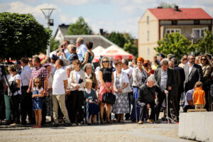 7.8.2016 Daleszyce. Obchody 72 rocznicy wymarszu I Batalionu 4 Pułku Piechoty Legionów Armii Krajowej na pomoc walczącej Warszawie w Daleszycach. / Wojciech Habdas / Radio Kielce