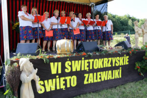 7.8.2016 Huta Szklana. W Osadzie Średniowiecznej w Hucie Szklanej odbyło się 6-te Święto Świętokrzyskiej Zalewajki. / Wojciech Habdas / Radio Kielce