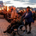 11.08.2016. Chęciny. Apel podsumowujący Marsz Szlakiem Pierwszej Kompanii Kadrowej / Wojciech Habdas / Radio Kielce