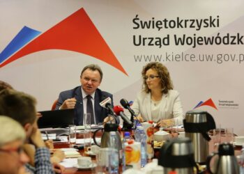 24.08.2016. Konferencja u wojewody świętokrzyskiego / Wojciech Habdas / Radio Kielce