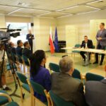 26.08.2016. Podpisanie umowy na unijne dotacje / Wojciech Habdas / Radio Kielce