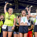 28.8.2016 Kielce. Binkowski Run - dekoracja zwycięzców biegu na 6 km kobiet / Wojciech Habdas / Radio Kielce