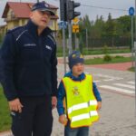 21.09.2016. Pierwszaki z Sędziszowa poznawali zasady bezpiecznego poruszania się na drogach / Ewa Pociejowska-Gawęda / Radio Kielce