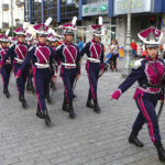 Przemarsz klas mundurowych (30 września 2016) / Piotr Michalski / Radio Kielce