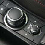 Mazda 2 (24 września 2016) / Robert Felczak / Radio Kielce