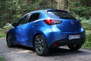 Mazda 2 (24 września 2016) / Robert Felczak / Radio Kielce