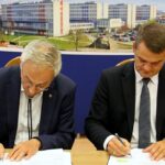 Rektor Wiesław Trąmpczyński i Jacek Semaniak / Agnieszka Duda / Politechnika Świętokrzyska