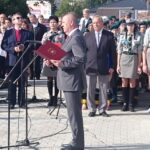 30.09.2016. Spotkania z Kulturą Żydowską w Busku-Zdroju. Zakończenie renowacji Cmentarza Żydowskiego i odsłonięcie tablicy upamiętniającej ofiary egzekucji hitlerowskich / Krzysztof Bujnowicz / Radio Kielce