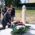 30.09.2016. Spotkania z Kulturą Żydowską w Busku-Zdroju. Zakończenie renowacji Cmentarza Żydowskiego i odsłonięcie tablicy upamiętniającej ofiary egzekucji hitlerowskich / Krzysztof Bujnowicz / Radio Kielce