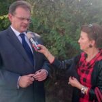 30.09.2016. Spotkania z Kulturą Żydowską w Busku-Zdroju. Zakończenie renowacji Cmentarza Żydowskiego i odsłonięcie tablicy upamiętniającej ofiary egzekucji hitlerowskich / Krzysztof Bujnowicz / Radio Kielce