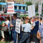 07.09.2016. Protest mieszańców SM Hutnik w Ostrowcu. Program "Interwencja" / Krzysztof Bujnowicz / Radio Kielce