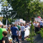 07.09.2016. Protest mieszańców SM Hutnik w Ostrowcu. Program "Interwencja" / Krzysztof Bujnowicz / Radio Kielce