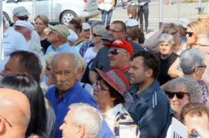 07.09.2016. Protest mieszańców SM Hutnik w Ostrowcu. Program "Interwencja" / Krzysztof Bujnowicz / Radio Kielce