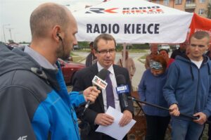 28.09.2016 Interwencja Radia Kielce i TVP3 na Ślichowicach / Krzysztof Bujnowicz / Radio Kielce