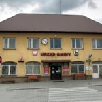 24.04.2016 Nowa Słupia. Urząd gminy. / Jarosław Kubalski / Radio Kielce