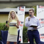 03.09.2016 Kielce. Piknik w ogrodzie Radia Kielce. Prezentacja nowej ramówki oraz podsumowanie akcji "Wakacje z duchami historii". Renata Morąg i Stanisław Blinstrub. / Jarosław Kubalski / Radio Kielce
