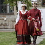 03.09.2016 Kielce. Piknik w ogrodzie Radia Kielce. Prezentacja nowej ramówki oraz podsumowanie akcji "Wakacje z duchami historii". Pokaz mody w wykonaniu dziennikarzy Radia Kielce. / Jarosław Kubalski / Radio Kielce