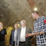 07.09.2016. Klasztor Dominikanów w Sandomierzu. Konferencja posła Krzysztofa Lipca / Jarosław Kubalski / Radio Kielce