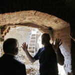 07.09.2016. Sandomierz. Klasztor Dominikanów. Odkryte piwnice. / Jarosław Kubalski / Radio Kielce