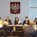 08.09.2016 Kielce. Wojewoda świętokrzyski Agata Wojtyszek podpisała z przedstawicielami samorządów umowy na przebudowę dróg / Jarosław Kubalski / Radio Kielce