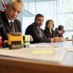 08.09.2016 Kielce. Wojewoda świętokrzyski Agata Wojtyszek podpisała z przedstawicielami samorządów umowy na przebudowę dróg / Jarosław Kubalski / Radio Kielce