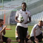 13.09.2016 Kielce. Losowanie "Koroniarskich Ambasadorów" - zawodników opiekujących się drużynami młodzieżowymi. / Jarosław Kubalski / Radio Kielce