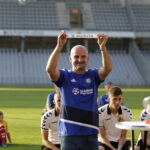 13.09.2016 Kielce. Losowanie "Koroniarskich Ambasadorów" - zawodników opiekujących się drużynami młodzieżowymi. / Jarosław Kubalski / Radio Kielce