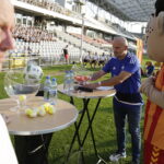 13.09.2016 Kielce. Losowanie "Koroniarskich Ambasadorów" - zawodników opiekujących się drużynami młodzieżowymi. / Jarosław Kubalski / Radio Kielce