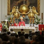 14.09.2016 Święty Krzyż. Uroczystości odpustowe ku czci Podwyższenia Drzewa Krzyża Świętego. / Jarosław Kubalski / Radio Kielce