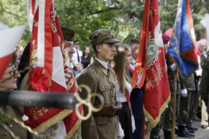 17.09.2016 Kielce. Uroczystości pod pomnikiem katyńskim w rocznicę napaści ZSRR na Polskę. / Jarosław Kubalski / Radio Kielce