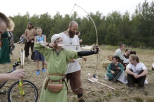 17.09.2016 Miedziana Góra. Piknik historyczny. / Jarosław Kubalski / Radio Kielce