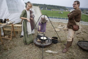 17.09.2016 Miedziana Góra. Piknik historyczny. / Jarosław Kubalski / Radio Kielce