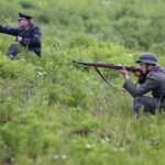 18.09.2016 Szewce. Rekonstrukcja bitwy pod Szewcami, jaka się rozegrała pomiędzy oddziałami AK i Niemcami 18 września 1944 roku. / Jarosław Kubalski / Radio Kielce