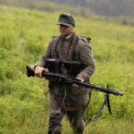 18.09.2016 Szewce. Rekonstrukcja bitwy pod Szewcami, jaka się rozegrała pomiędzy oddziałami AK i Niemcami 18 września 1944 roku. / Jarosław Kubalski / Radio Kielce