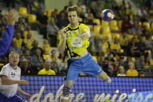 20.09.2016 Kielce. Mecz Vive Tauron Kielce - Stal Mielec. Paweł Paczkowski. / Jarosław Kubalski / Radio Kielce