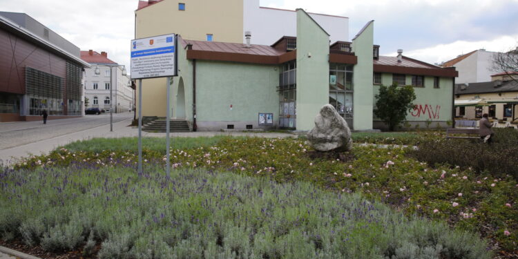 21.09.2016 Kielce Skwer przy ulicy Leśnej. / Jarosław Kubalski / Radio Kielce