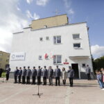 26.09.2016 Minister Mariusz Błaszczak otworzył posterunek policji w Chmielniku / Jarosław Kubalski / Radio Kielce
