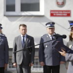 26.09.2016 Minister Mariusz Błaszczak otworzył posterunek policji w Chmielniku / Jarosław Kubalski / Radio Kielce